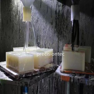 Silicone molding and casting